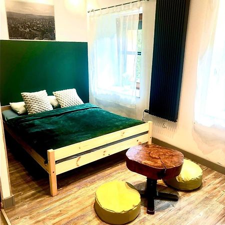 Apartament Wałbrzych blisko Teatru Zewnętrze zdjęcie